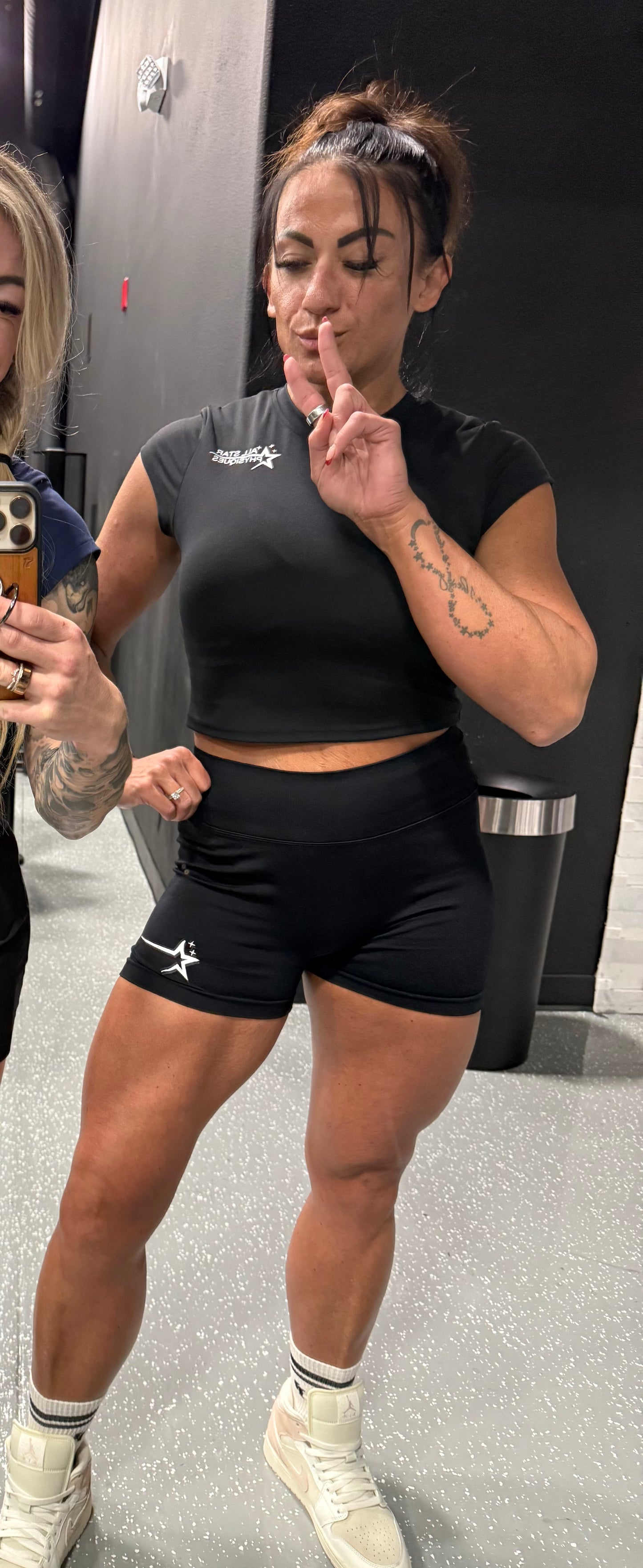 Allstar V-Back Scrunch Shorts